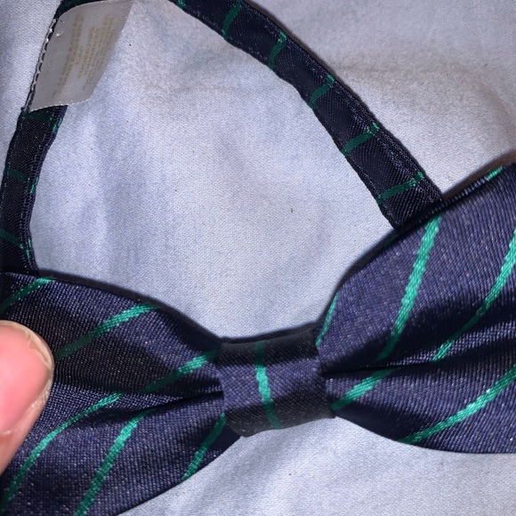 Set of 2 Boys Bow Ties - Picture 9 of 12